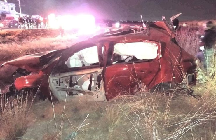 Accidente automovilístico en San Agustín Tlaxiaca