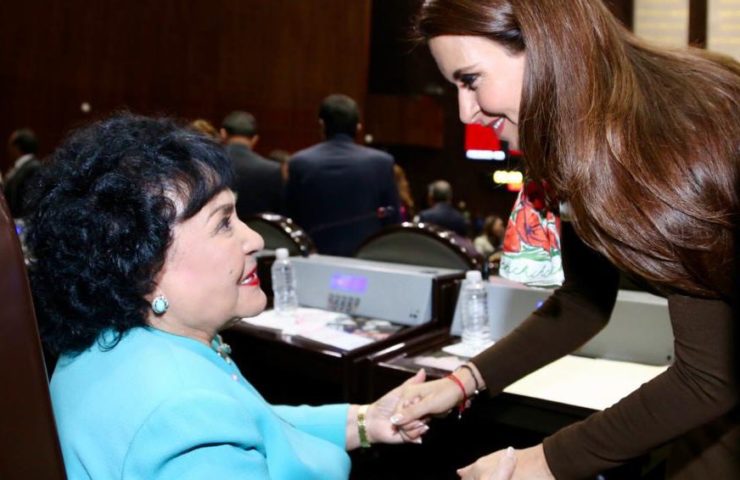 Carolina Viggiano y Carmen Salinas