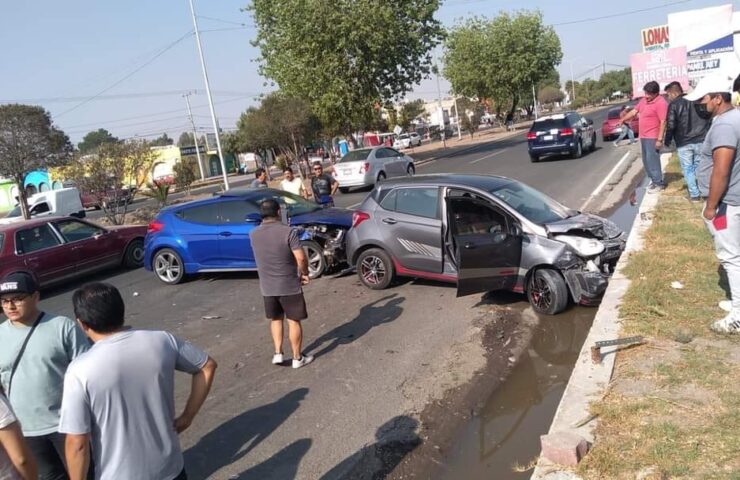 Choque en Boulevard del Minero en Pachuca