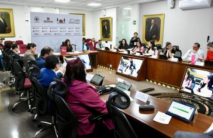 junta de diputados y diputadas en el congreso estatal de Hidalgo